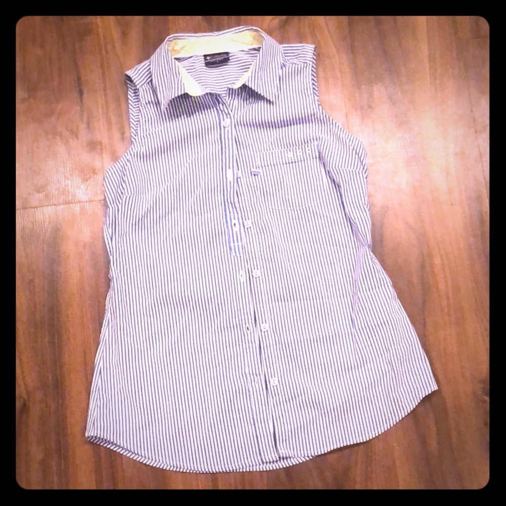Columbia sleeveless fishing blouse